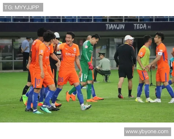 鲁能与国安激战正酣在线直播全程回顾与精彩瞬间分享