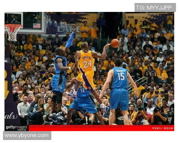 2009年湖人与魔术对决回顾：激烈比赛与精彩瞬间的全景分析